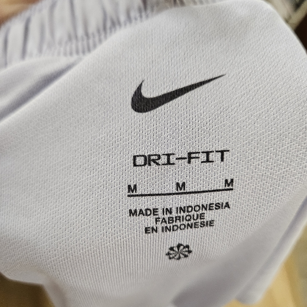 NWT nike dri fit tempo running shorts - Picture 7 of 8